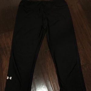 Under Armour cropped leggings